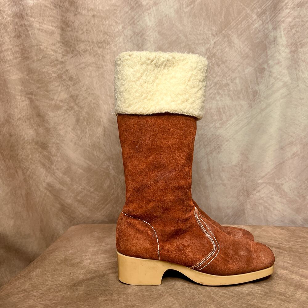 Vintage 60s Suede Leather Sherpa Lined Boots Calf High Lug Sole Tread Women's 4M - Picture 10 of 10